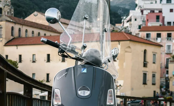 Vespa 300